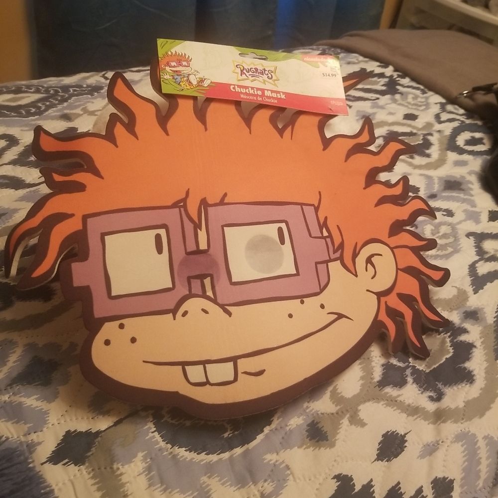 New with tags Chuckie Foam Mask  Unisex